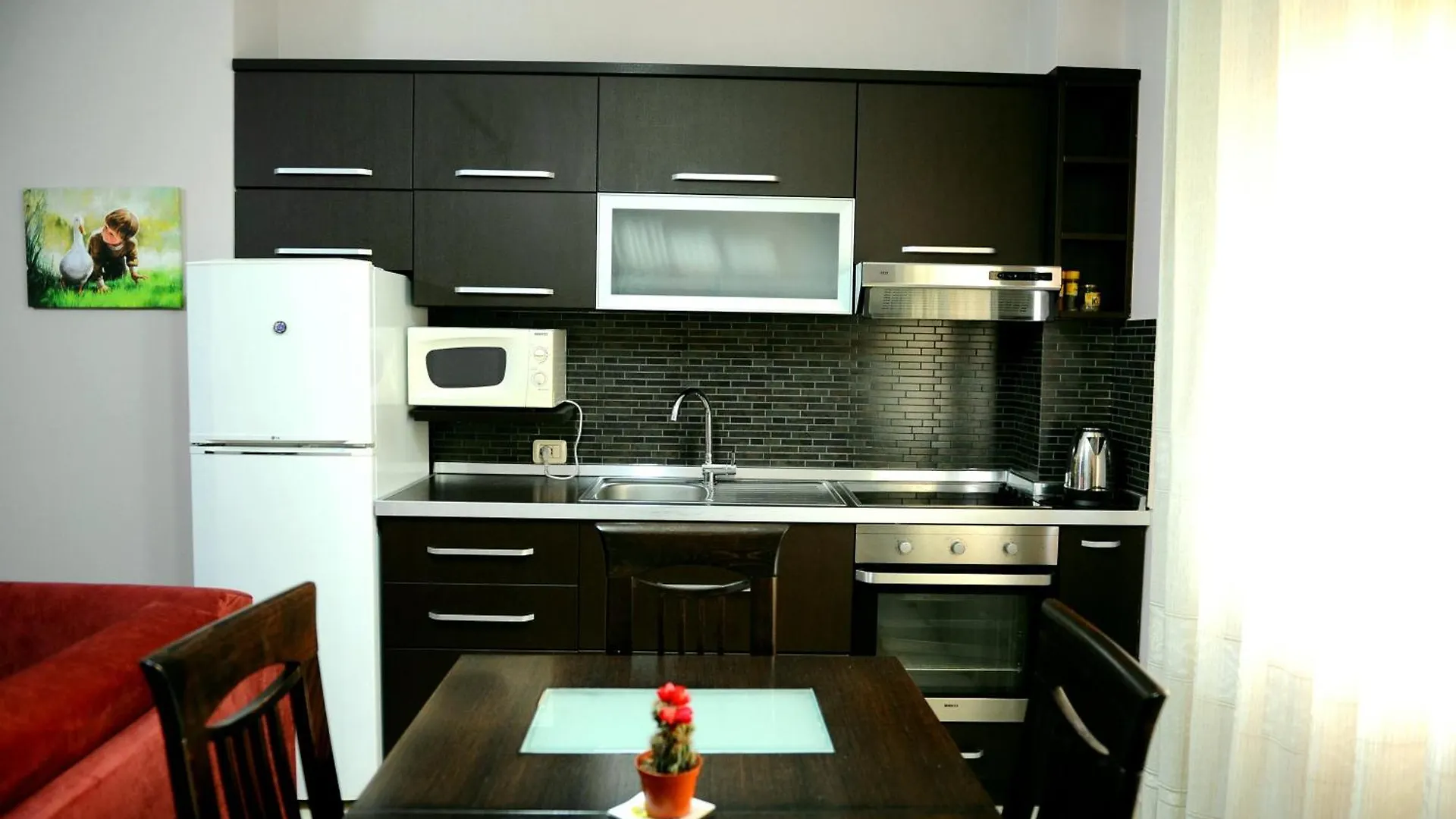 Matias Harmony Old Bazaar Apartment 60M2 티라나