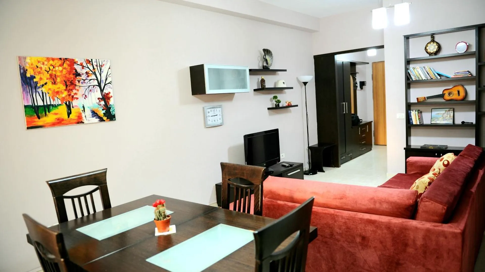 Matias Harmony Old Bazaar Apartment 60M2 티라나